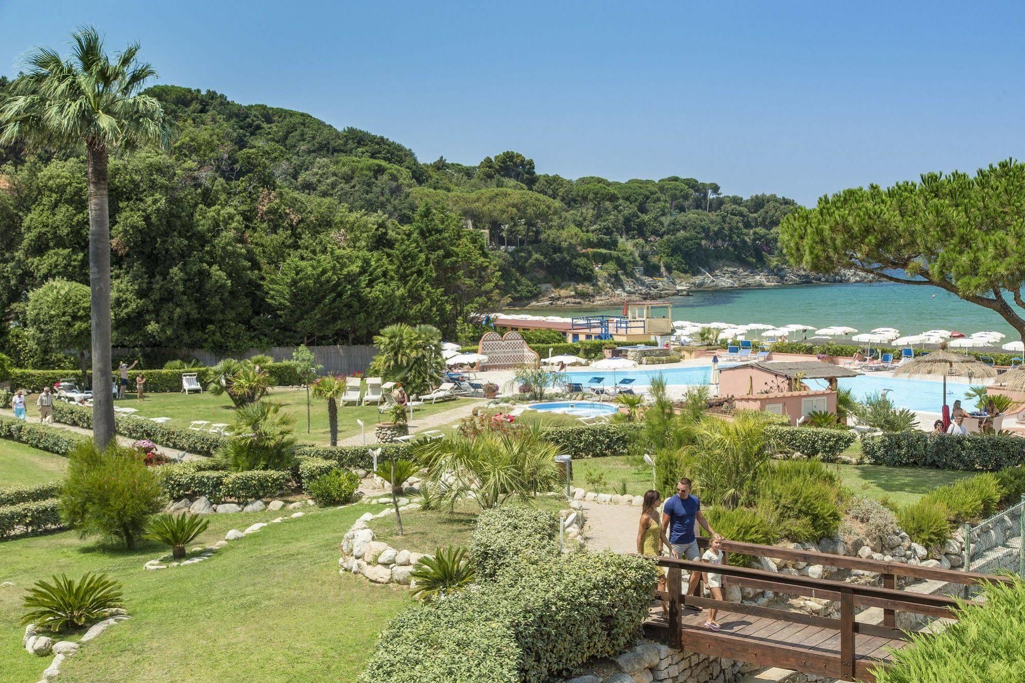 Hotel Del Golfo Procchio  Exterior photo